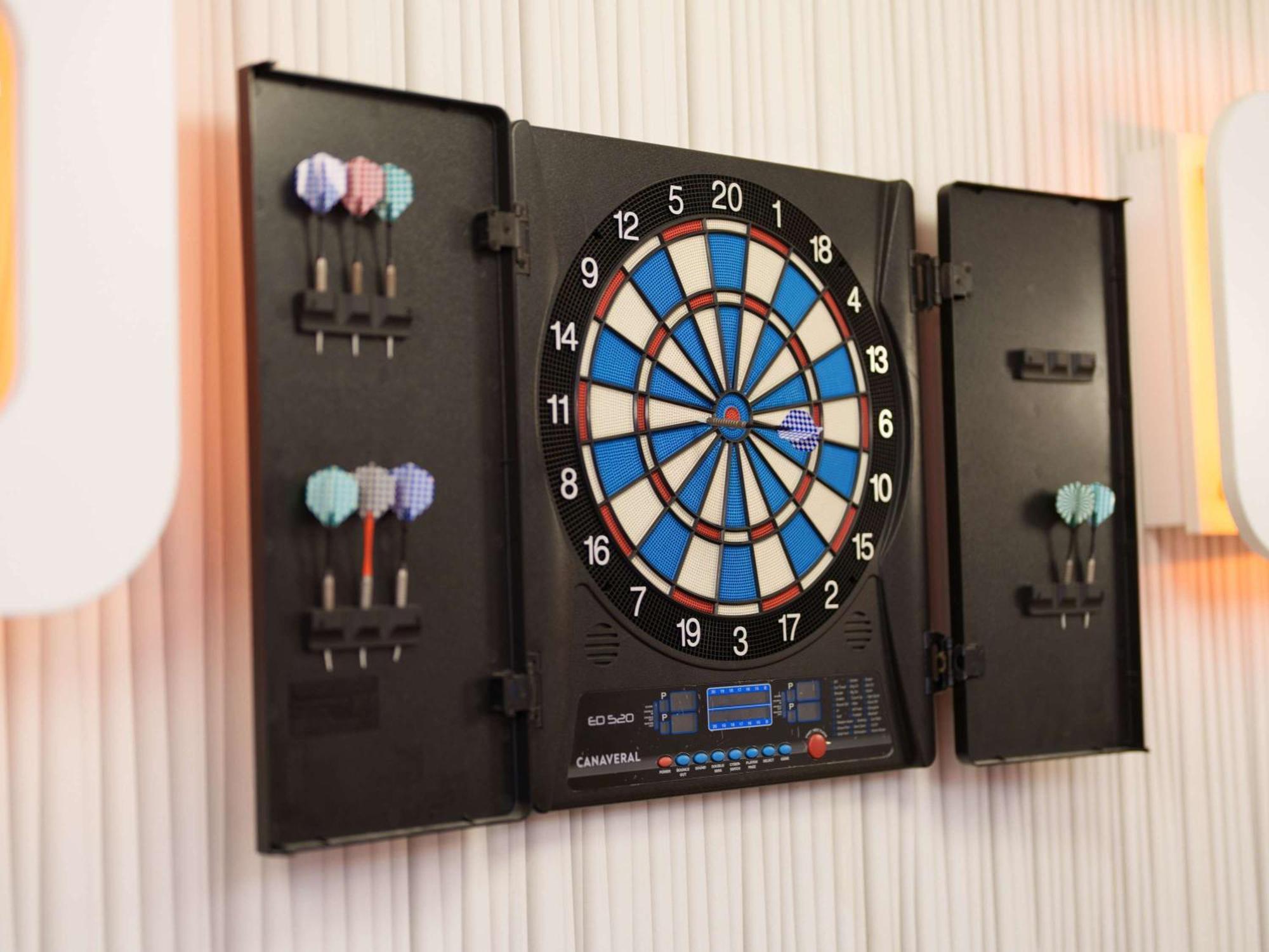 Ibis Budget Saint-Quentin Centre Gare エクステリア 写真