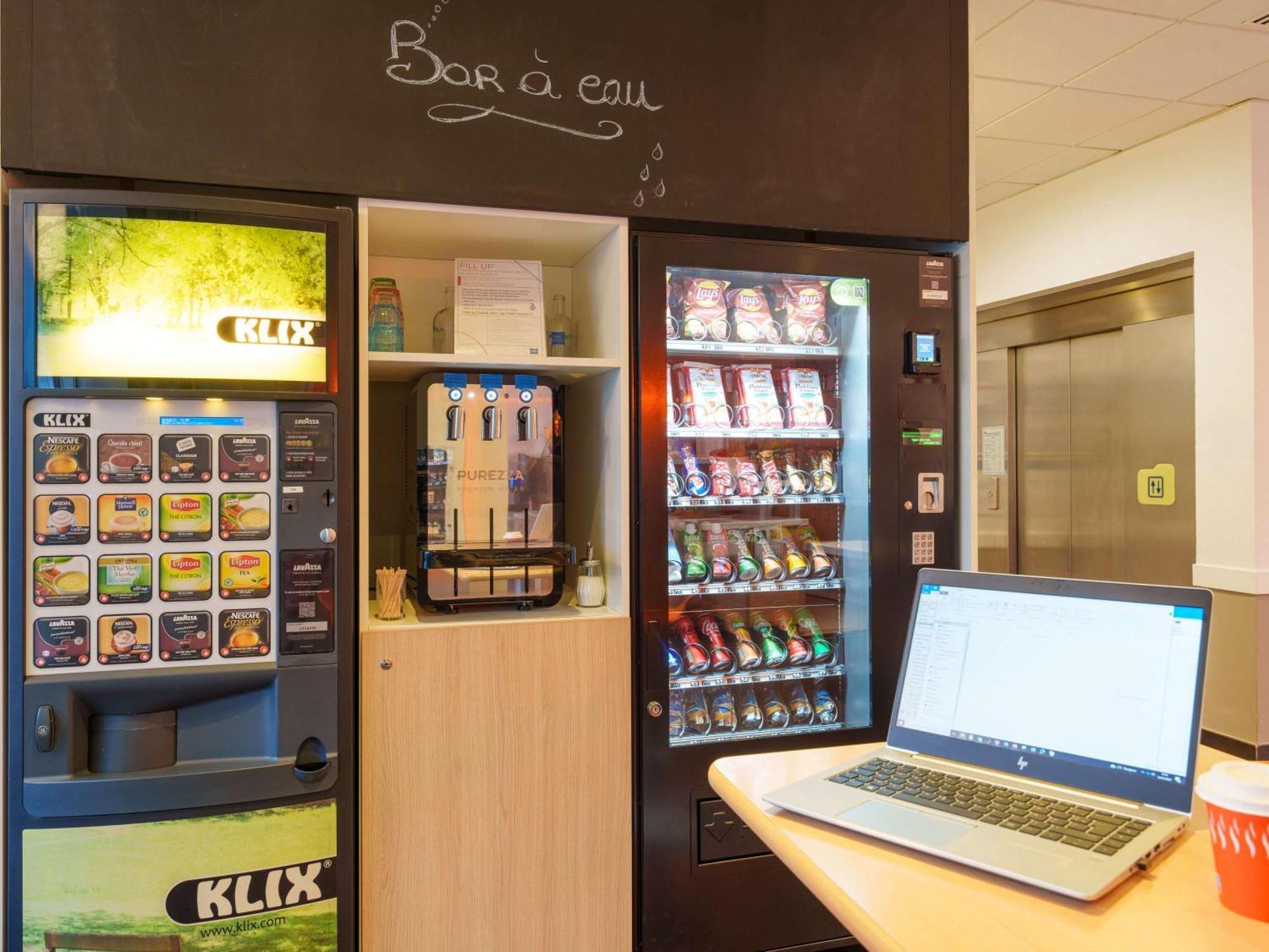 Ibis Budget Saint-Quentin Centre Gare エクステリア 写真